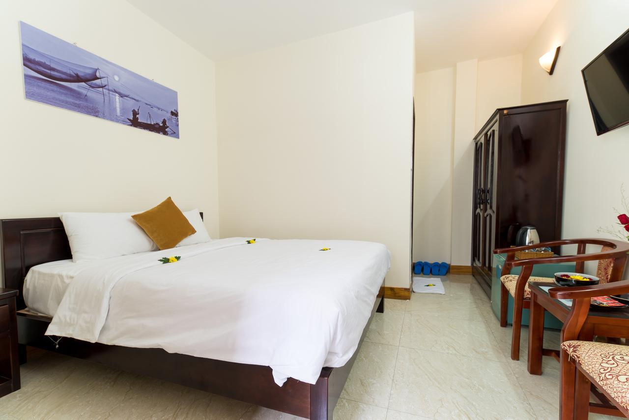 Hoa Thu Homestay Hoi An Esterno foto